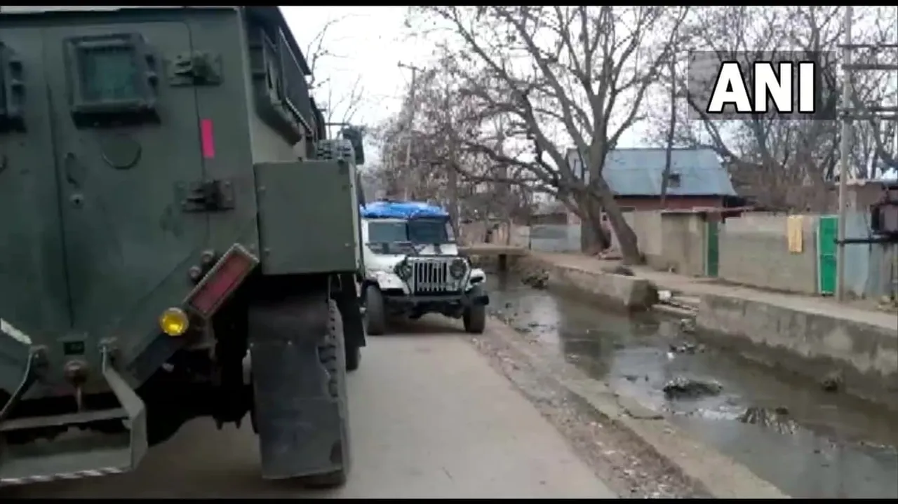 J&K: Terrorists, Including 1 Involved in Killing Kashmiri Pandit Neutralised