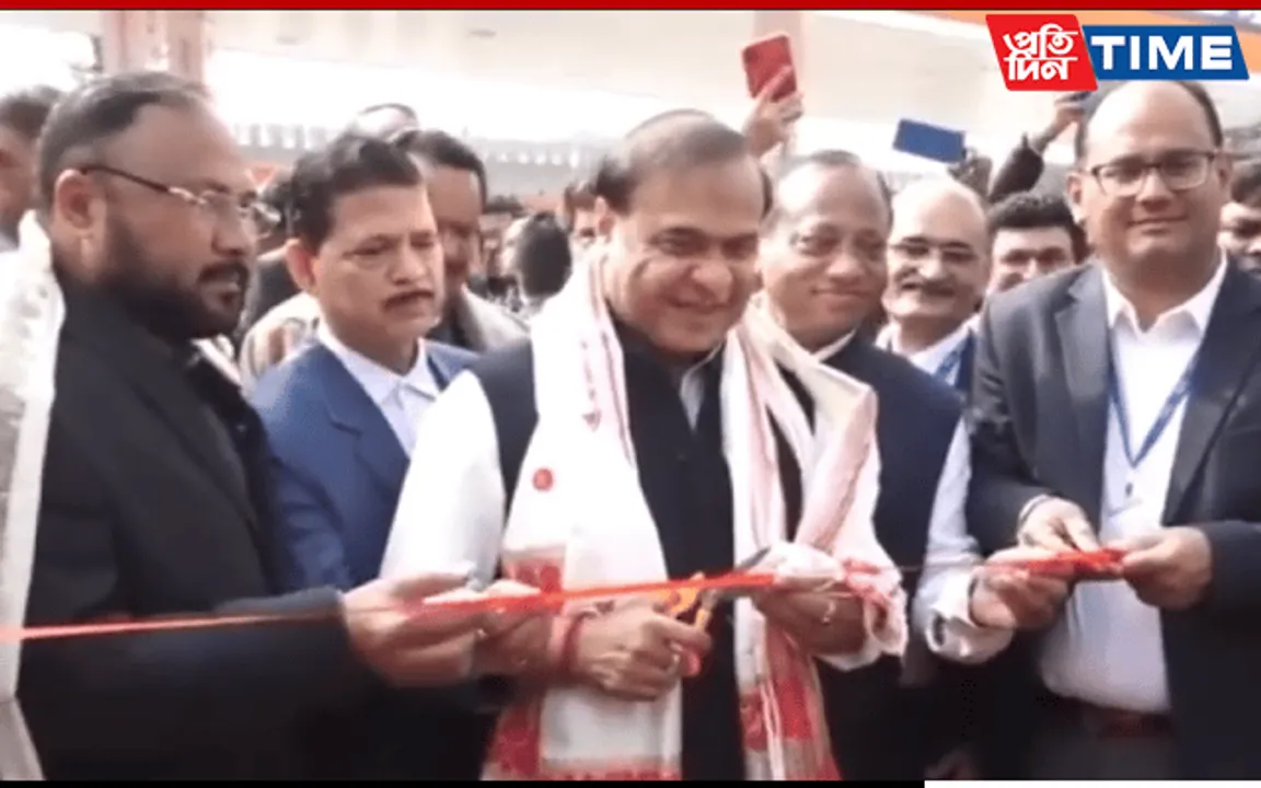 Assam CM Flags Off 100 New CNG Buses In Guwahati
