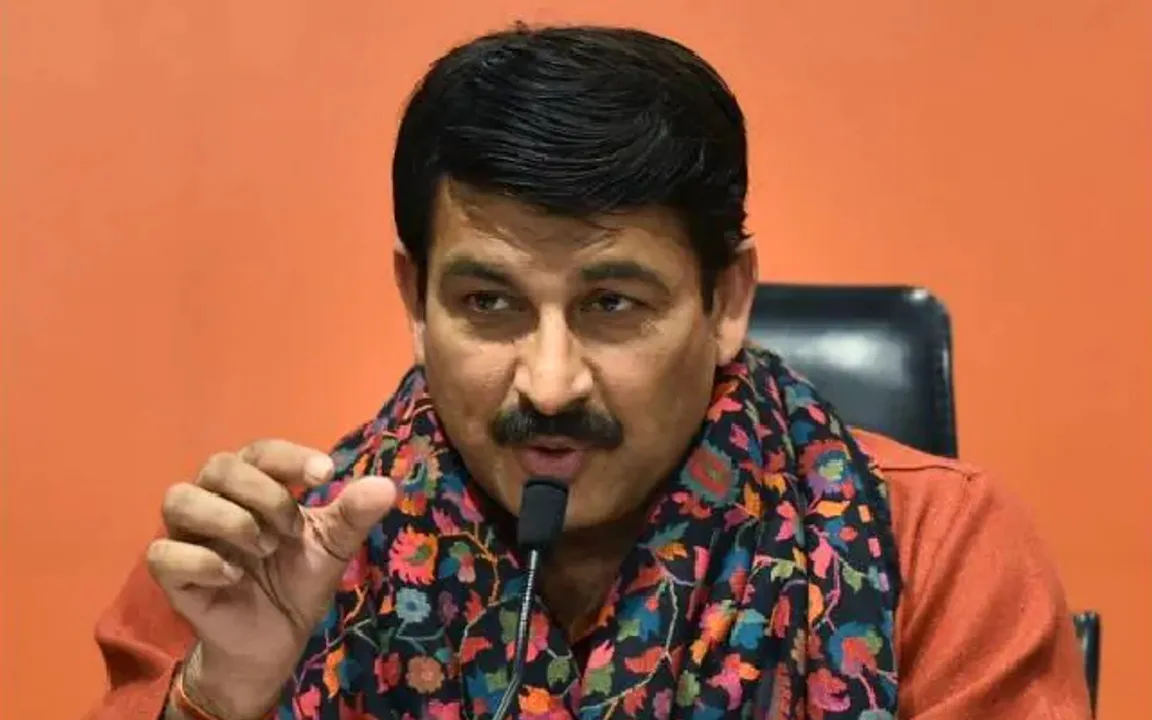 
Kejriwal Will Meet Same Fate as Sisodia, Says Manoj Tiwari