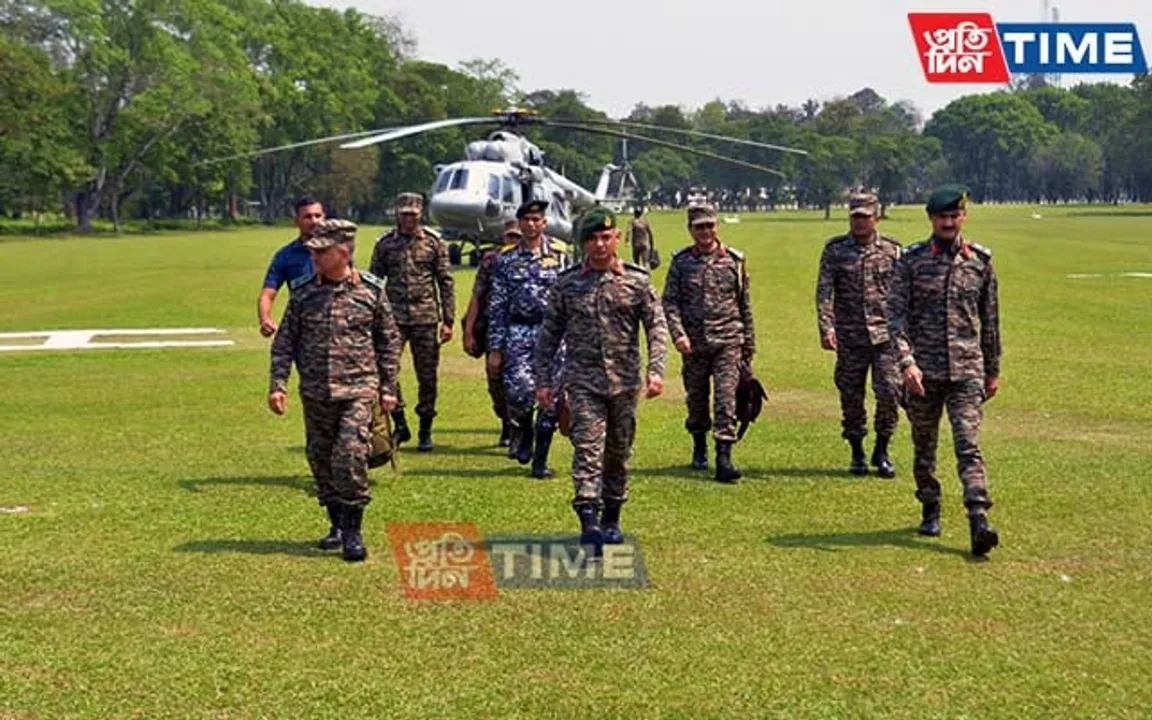 CDS Visits Forward Areas in North Bengal & HQ Trishakti Corps of Indian Army