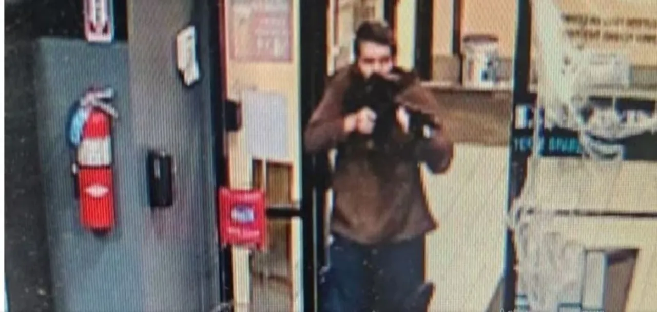 22 Dead In Mass Shooting Incident in USA