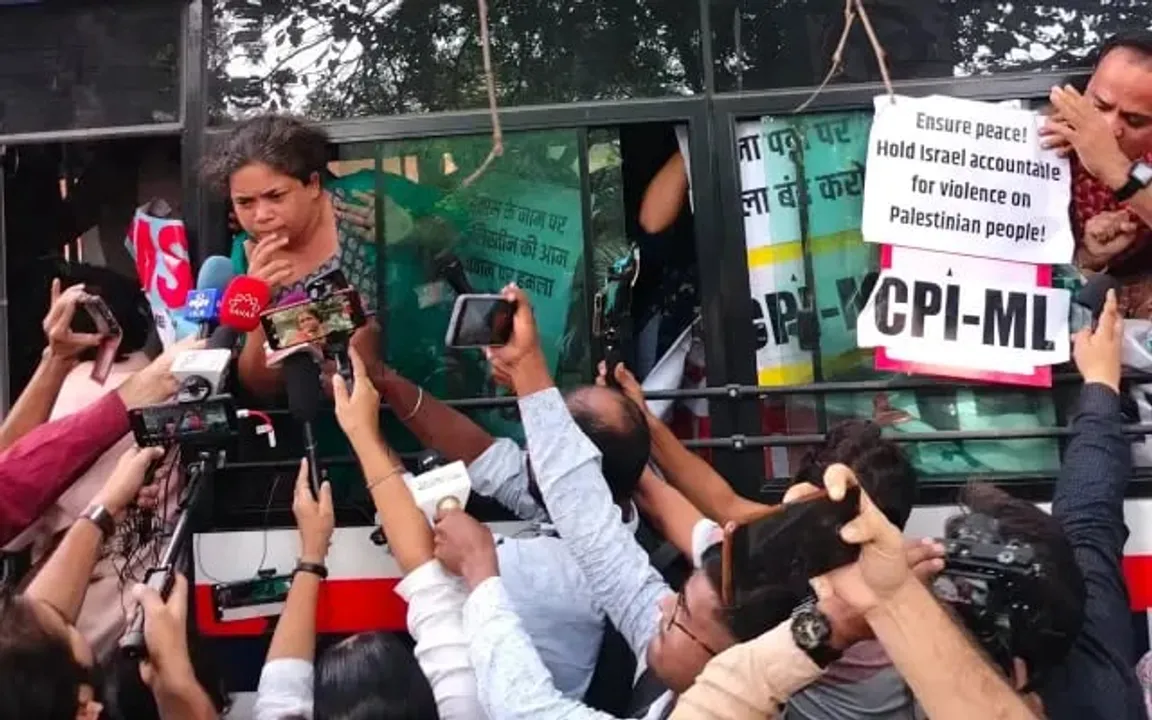 Delhi: Cops Detain Over 50 Pro-Palestine Protestors From Jantar Mantar
