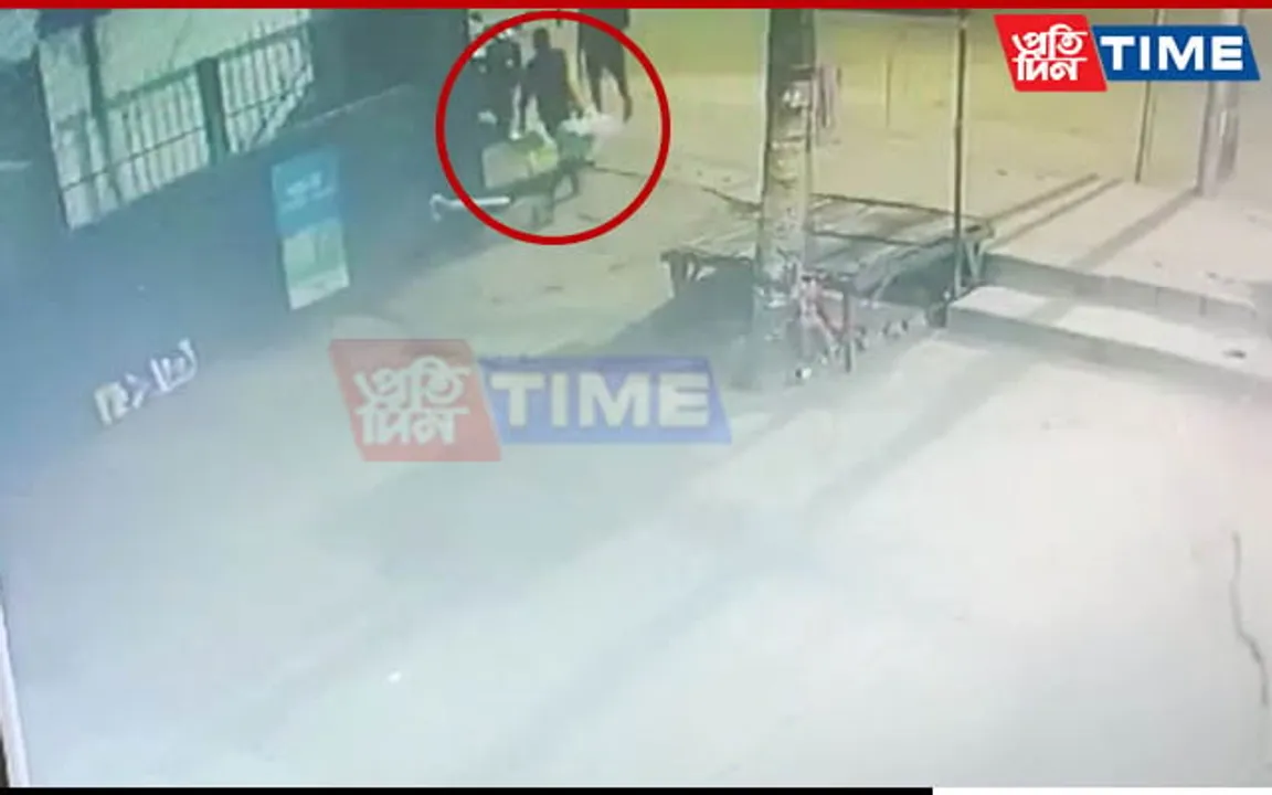 Thieves Disappear with 2 Bundles of ‘Asomiya Pratidin’ Newspapers in Guwahati