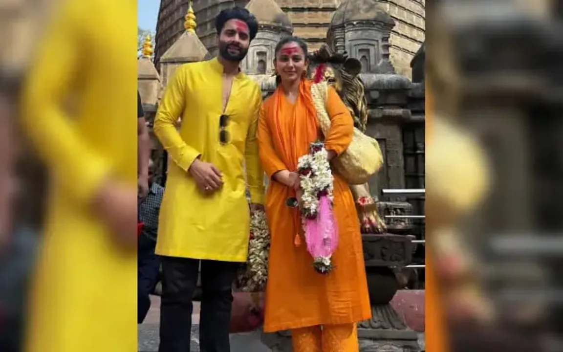 Recently Married Rakul Preet, Jackky Bhagnani Visit Kamakhya Temple