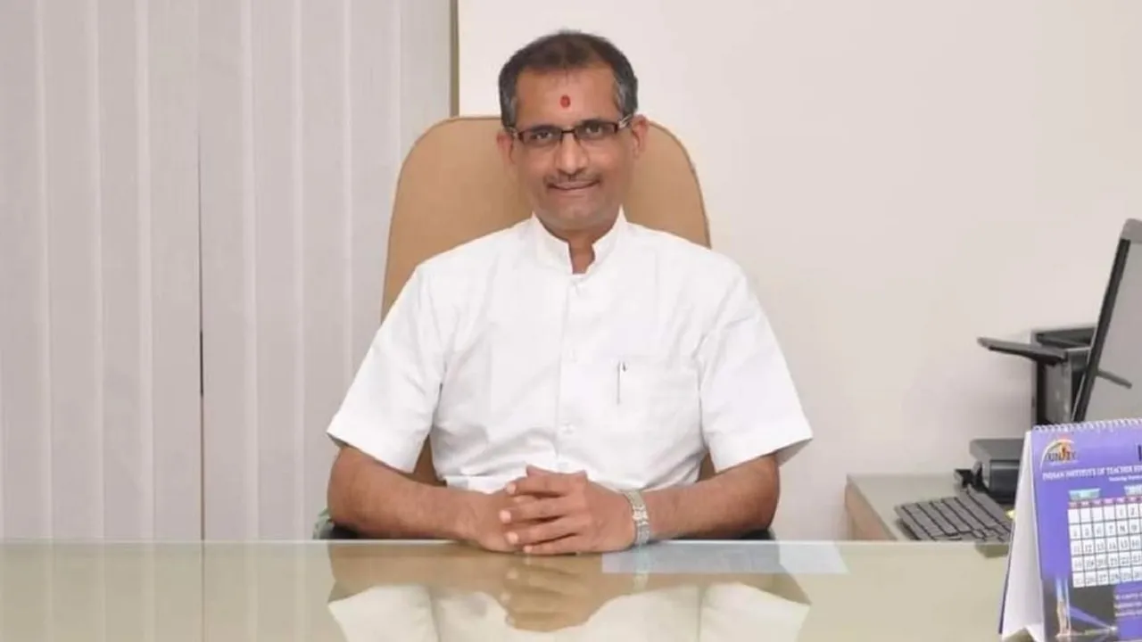 UPSC Chairperson Manoj Soni Resigns 5 Years Before Term End