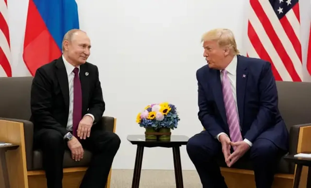 Trump Urges Putin To Not Escalate War In Ukraine