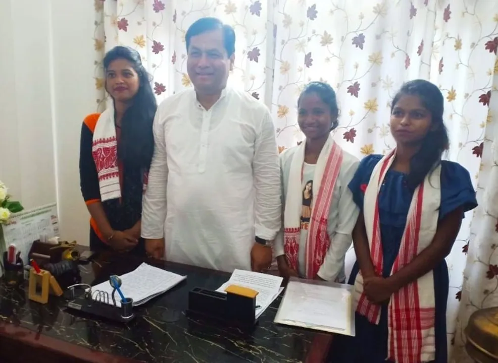 CM Sonowal felicitate girls from Tea Estates who Received Scholarships To Study In AUW, Bangladesh