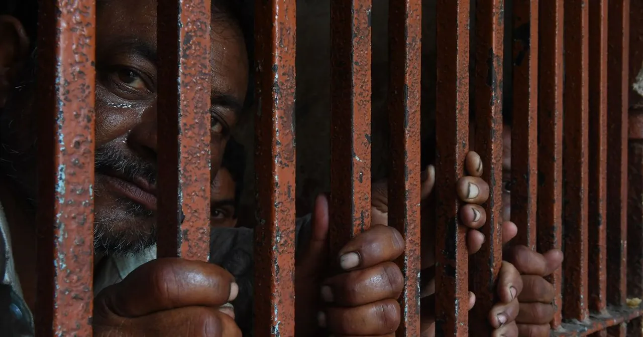 Pakistan arrests Indian fishermen