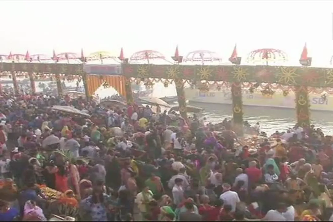 India celebrates Gurpurab, Kartik Purnima today
