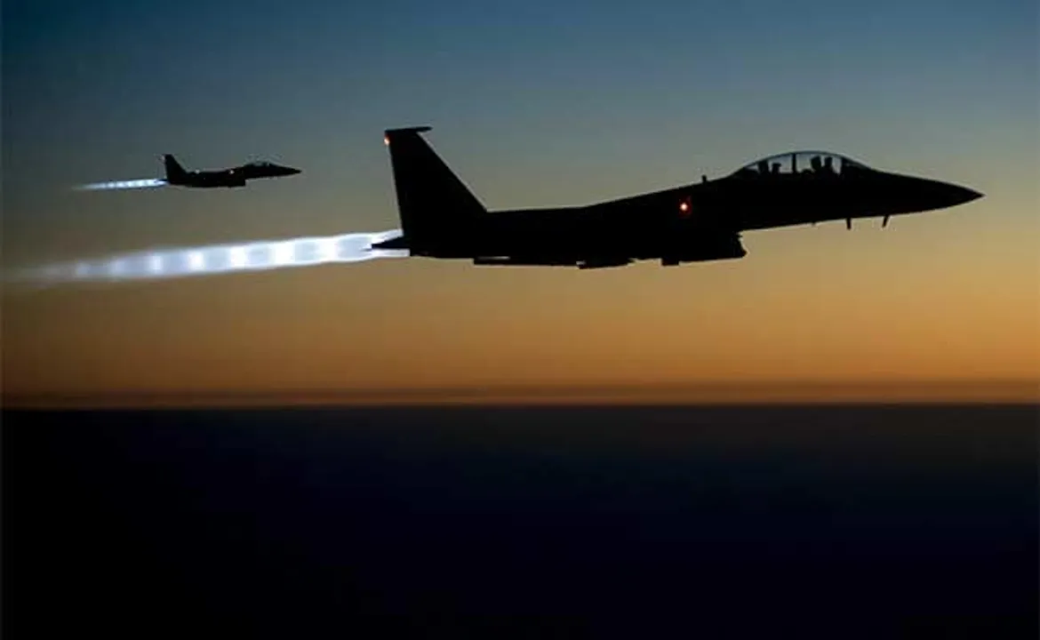 Iraq launches air strikes against ISIS