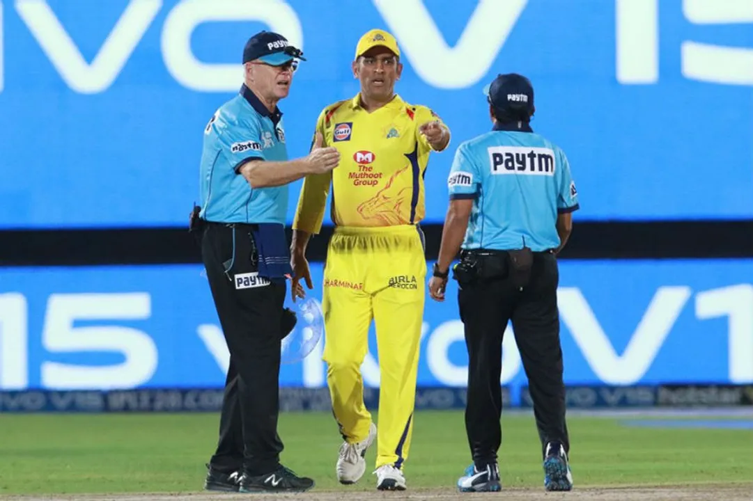 IPL 2019: MS Dhoni fined 50% of match fees