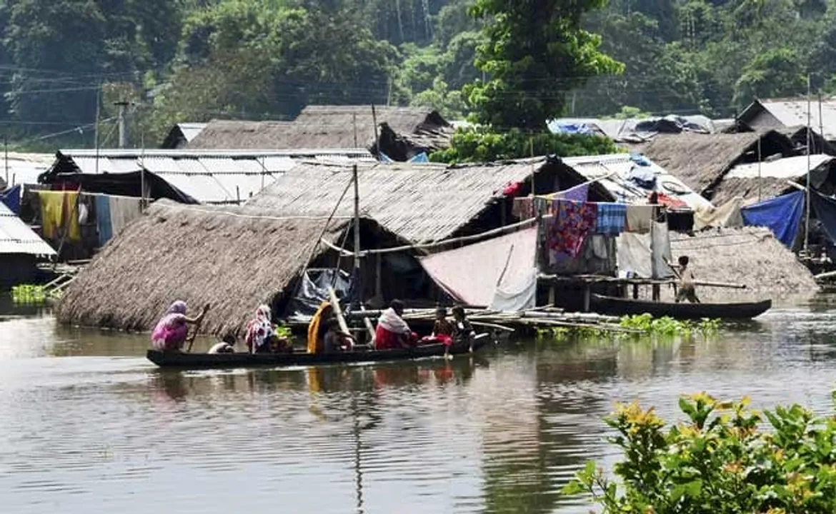 Flood rages, Civil society, Pol. parties and Pressure groups sleep