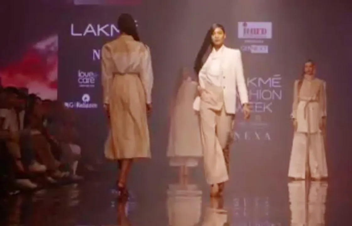 Assam’s Manjushree shines at Lakmé Fashion Week