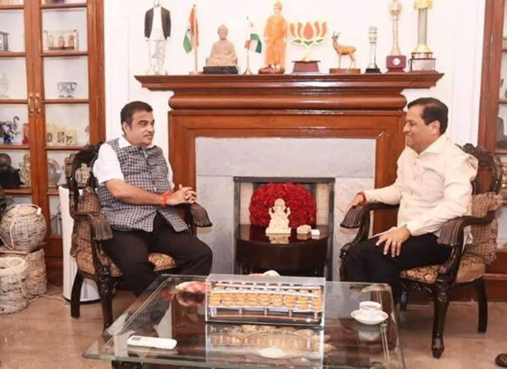 Sonowal, Gadkari discuss NH development