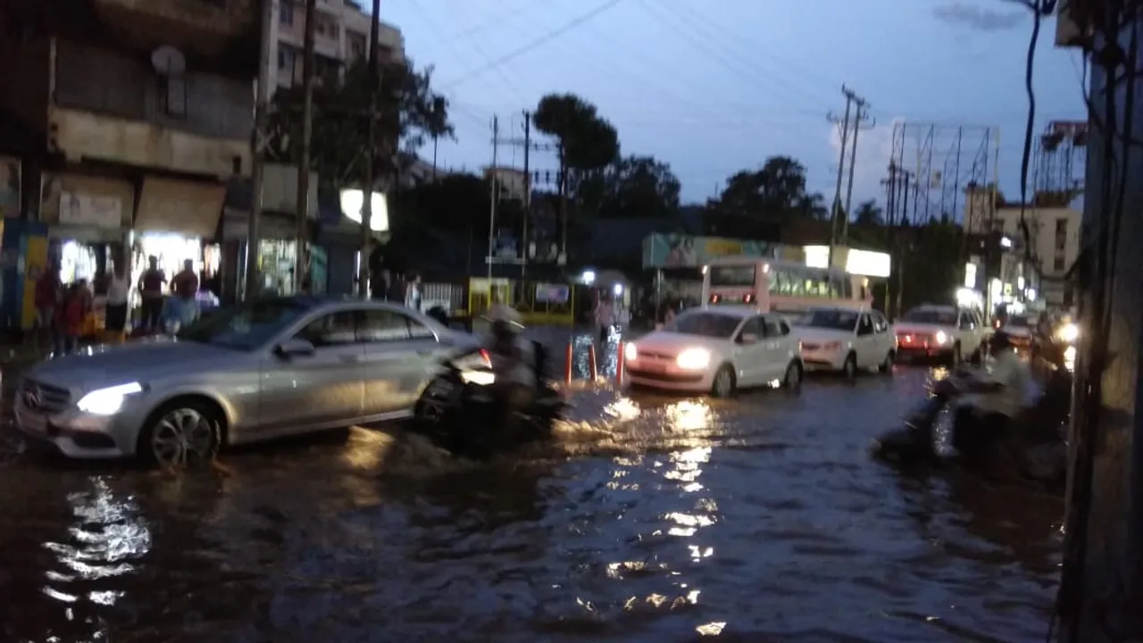 Flash Floods hit city
