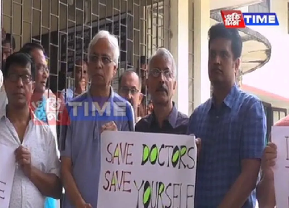 Doctors demand justice of Deben Dutta