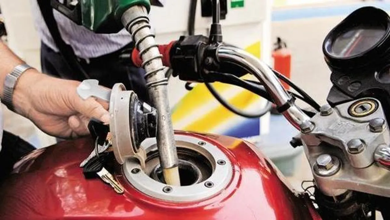 Petrol, diesel prices slashed for 3rd straight day