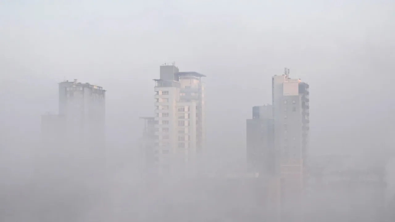 Delhi: Air Quality Remains Severe, Schools Closed