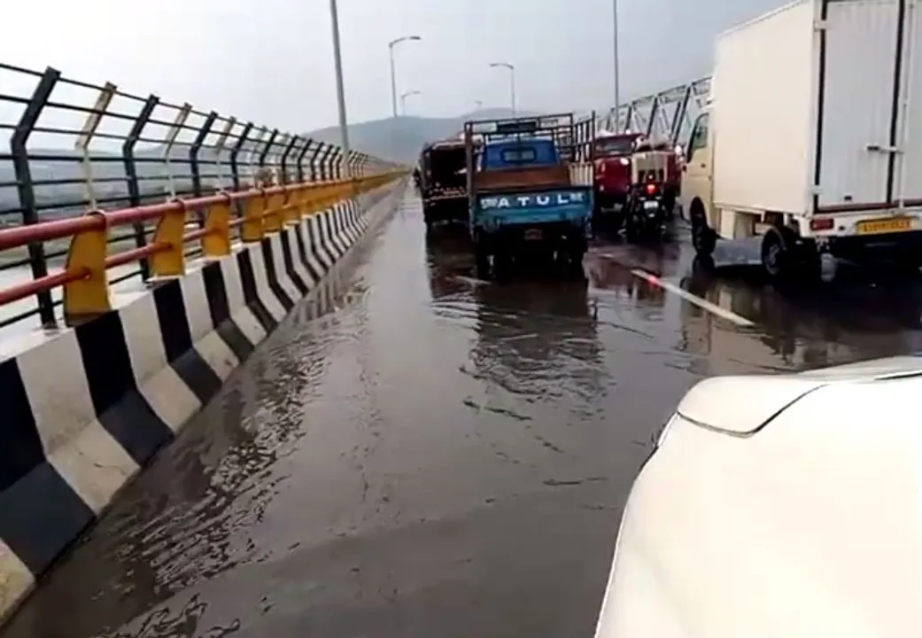 Waterlogging at new Saraighat bridge