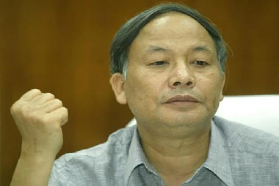 CBI summons former Manipur CM in Rs 332 crore corruption case