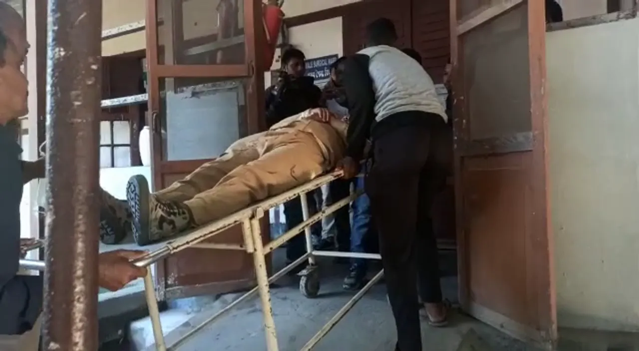 Two Policemen Injured In Firing
