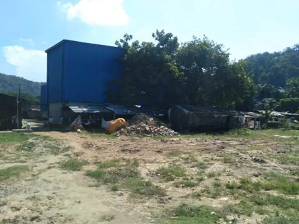Business Tycoon Mahavir Jain Constructs Huge Godowns in the Bank of Brahmaputra