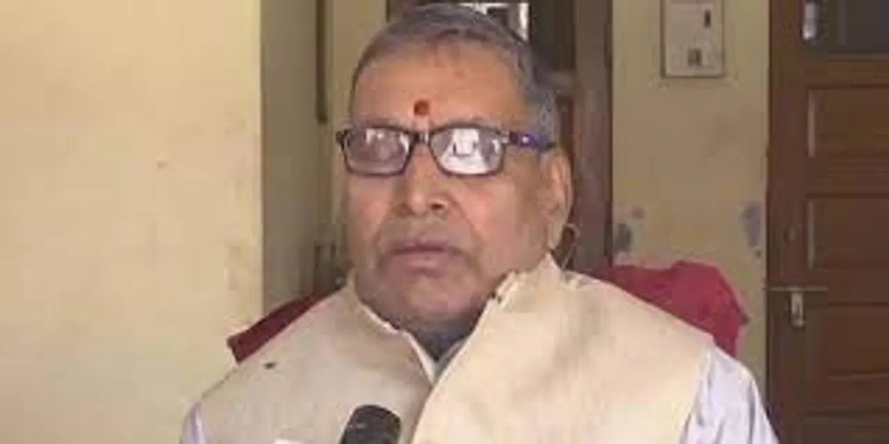 Senior VHP leader Triloki Nath Pandey Dies at 75