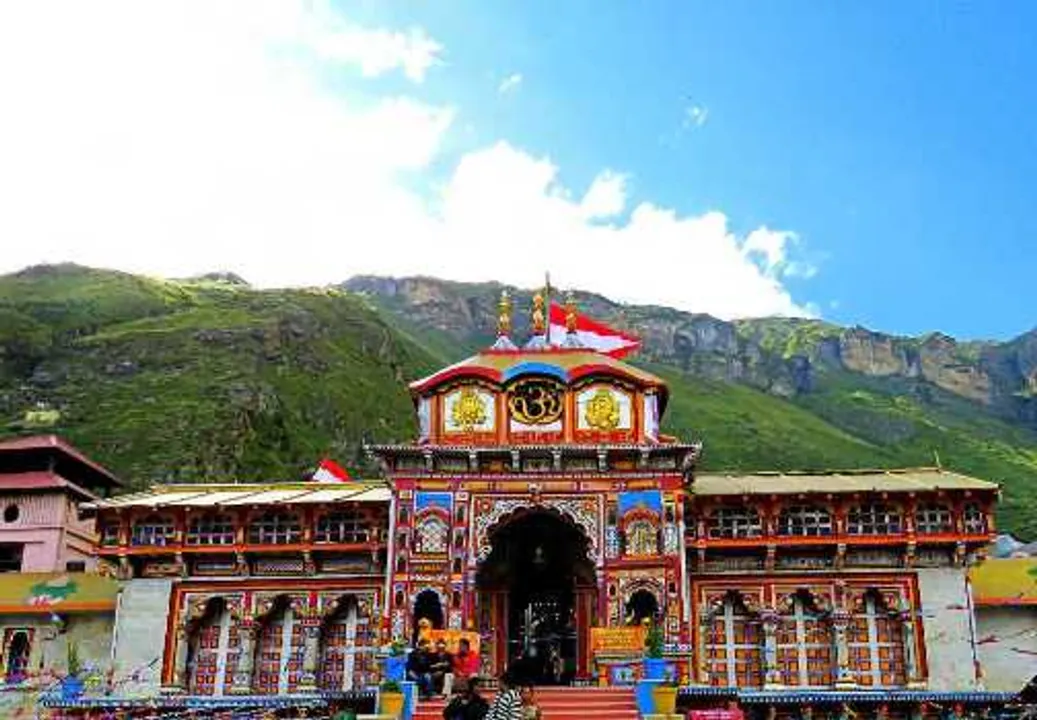 Badrinath Temple to Close for Winter from Nov 20