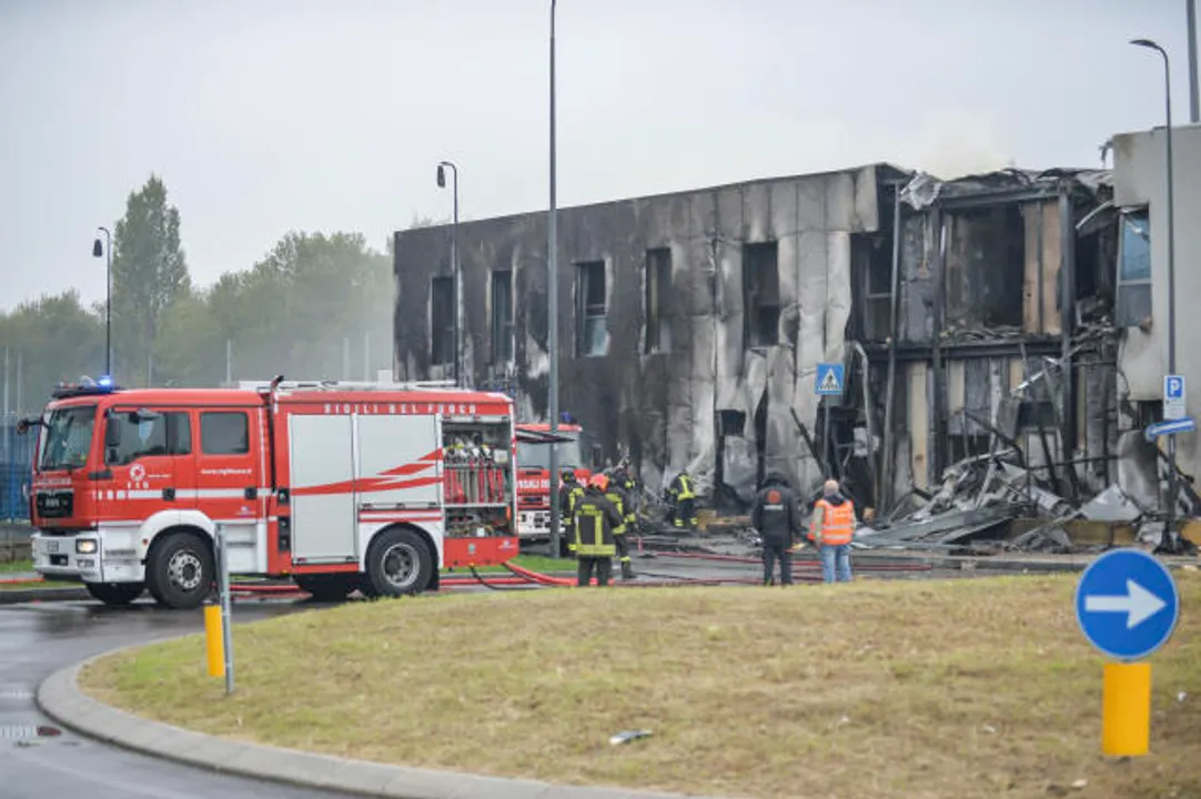 Small Plane Crashes In Italy, All 8 Aboard Dies