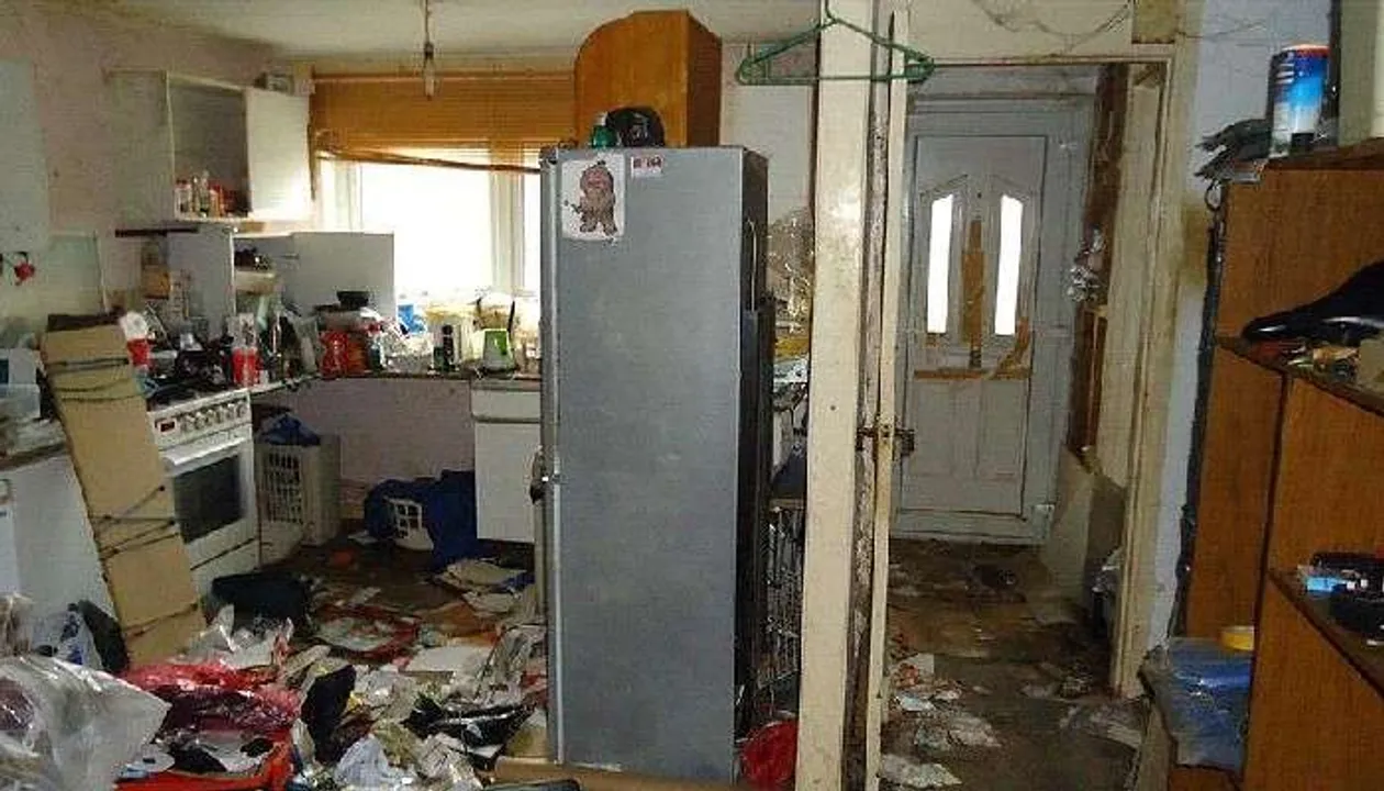 The Most Dirtiest House of the World will be Sold