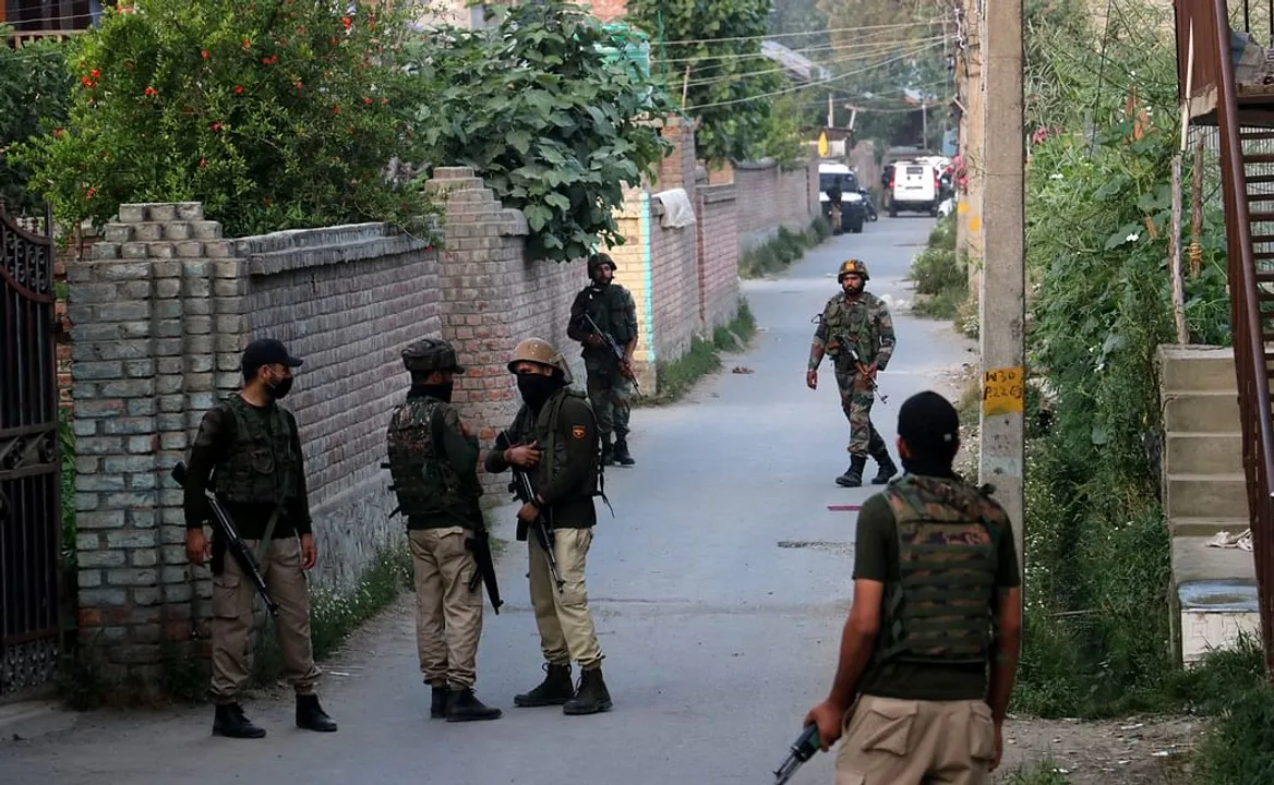 Terrorists Kill J&K Constable In Srinagar