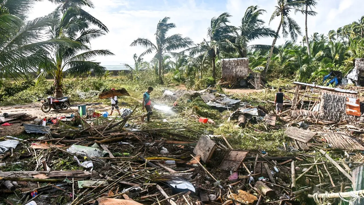 Death Toll in Philippines Typhoon Rises to 208