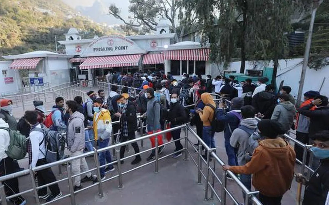 Jammu and Kashmir: At least 12 Killed at a Stampede in Vaishno Devi Shrine
