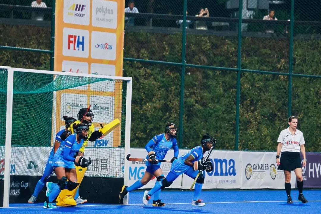 women hockey team 2025