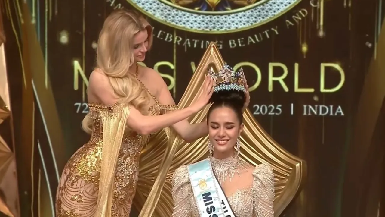 Opal Suchata Chuangsri, crowned Miss World Thailand 2025