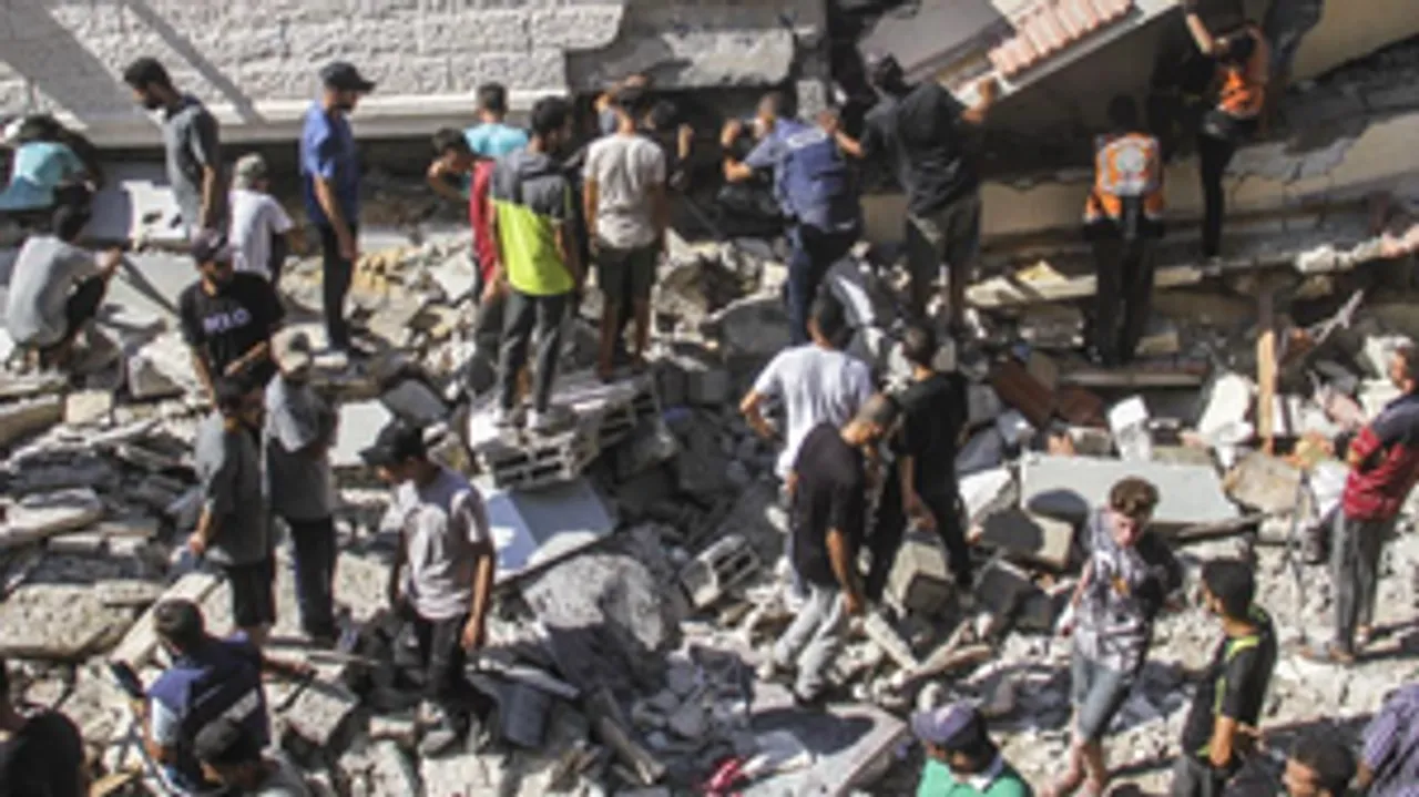  28 killed in Israeli airstrike on school in Gaza