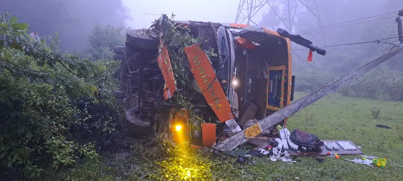  Series accident at Kendu ghat in Odisha's Gajapati leaves over 20 injured