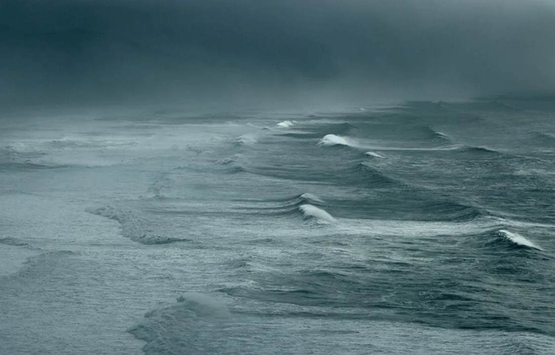  Odisha gears up as cyclone 'Dana' set to make landfall on Oct 24