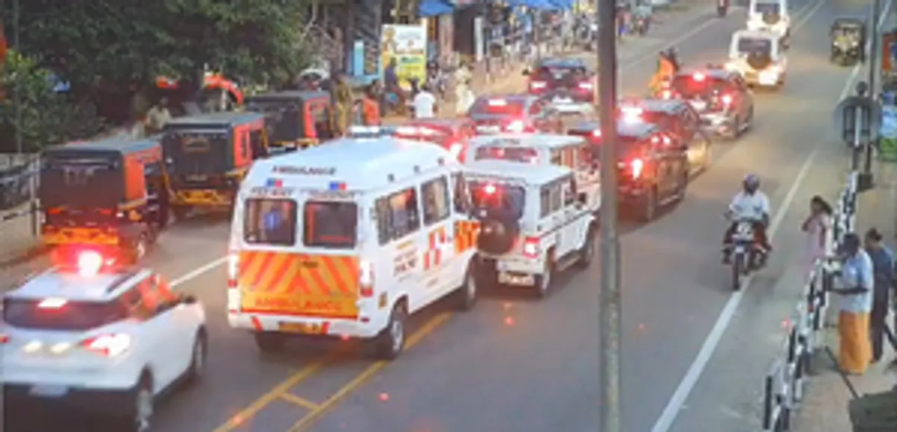 Five vehicles in Pinarayi Vijayan’s convoy collide as pilot jeep saves scooterist