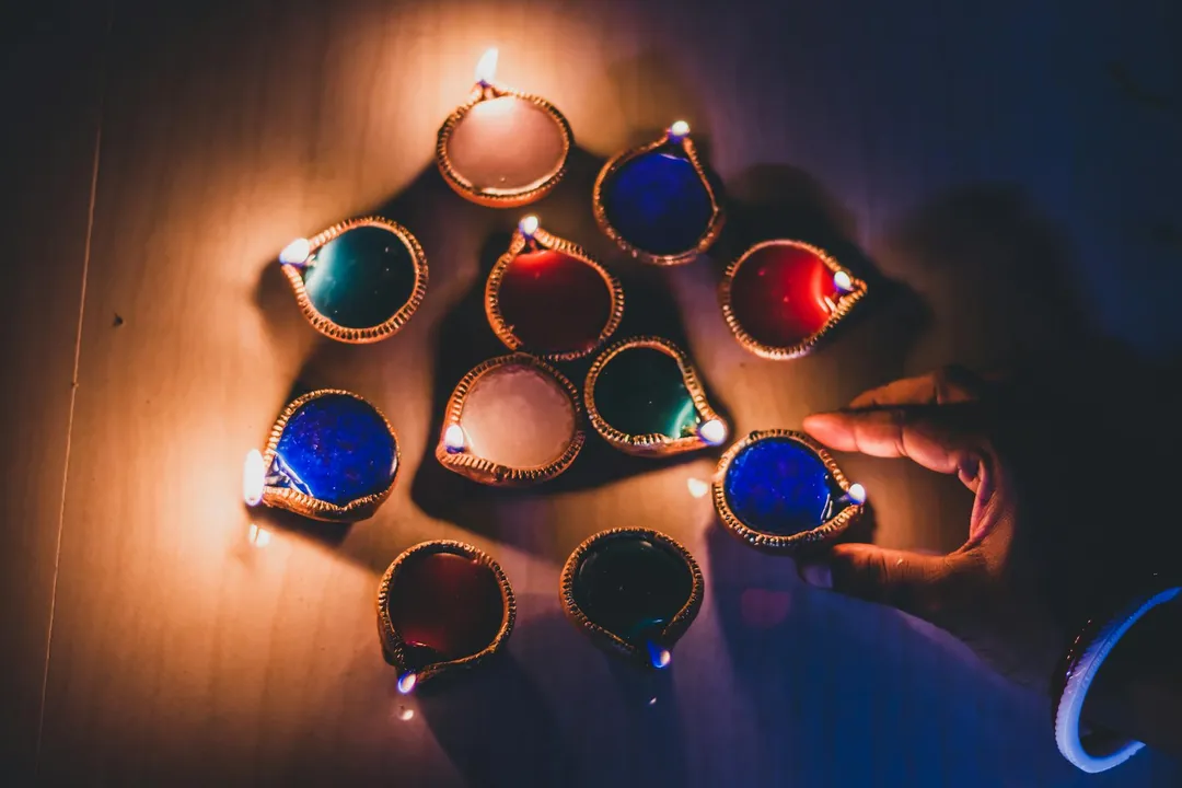  Iconic Diwali songs in Bollywood to celebrate the occasion
