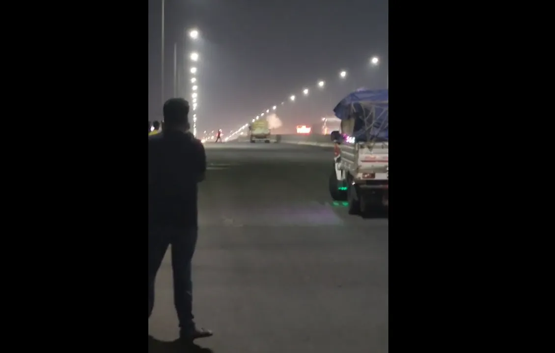  Gas leak from tanker on flyover sparks panic in Odisha capital