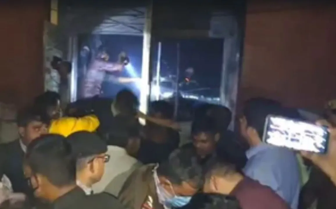  10 children die as fire breaks out at hospital in UP's Jhansi