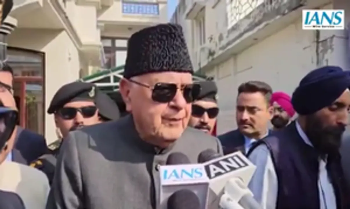  National capital should be shifted out of Delhi: Farooq Abdullah