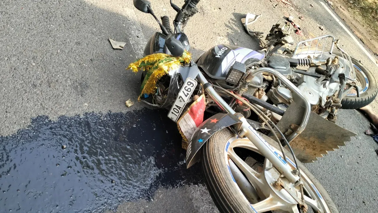  Four killed as truck hits motorcycle in Odisha's Koraput