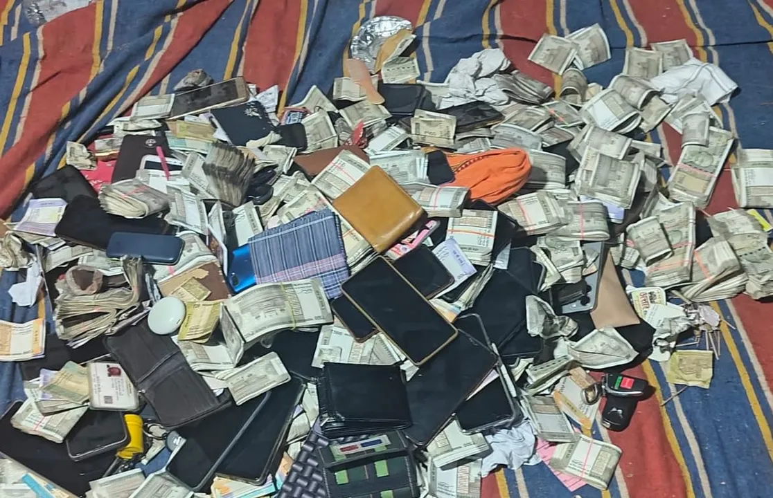  Police raid gambling den in Odisha's Nuapada, 80 arrested, Rs 50 lakh seized