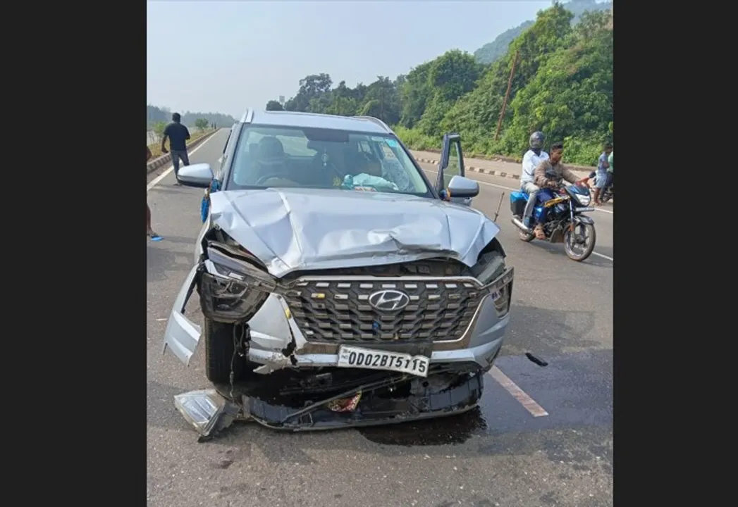  Odisha MLA Purna Chandra Sethy's vehicle meets with accident