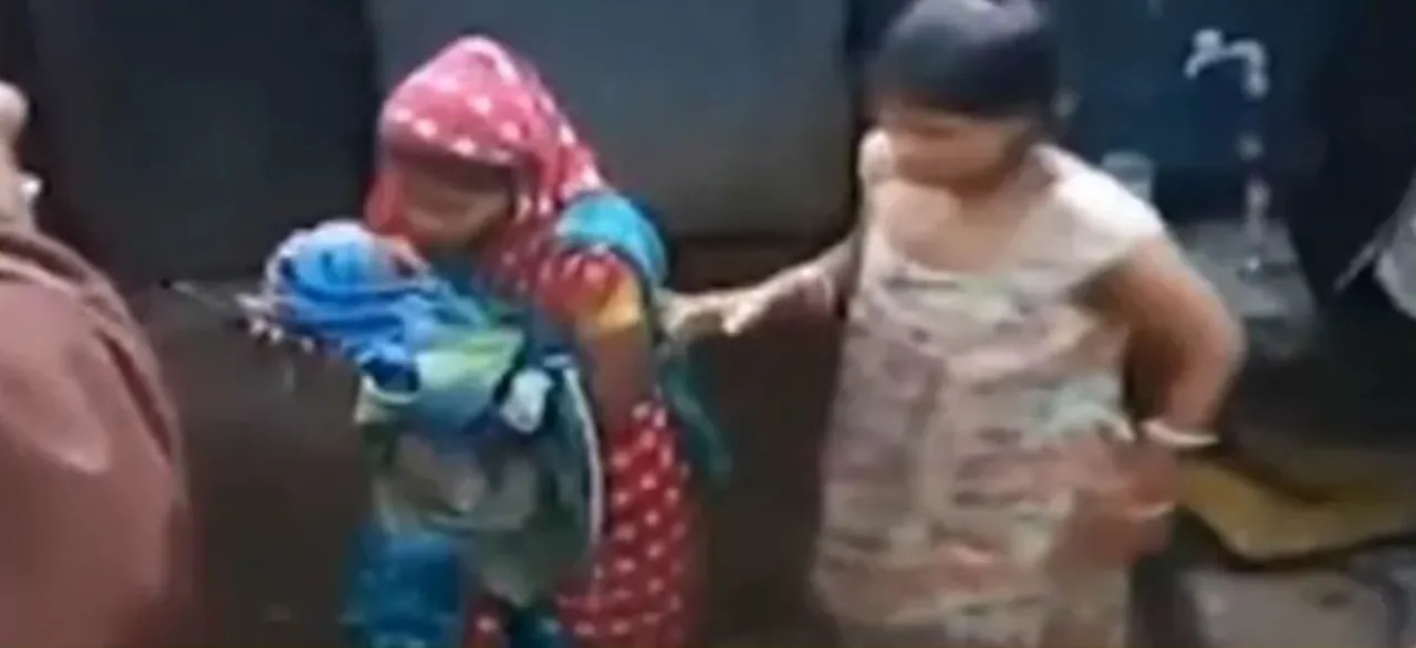  Newborn baby girl rescued from roadside near Maharaja Cinema Hall in Bhubaneswar