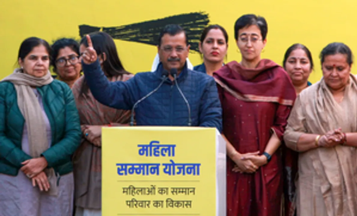  Kejriwal promises Rs 2,100 for Delhi women if AAP wins polls