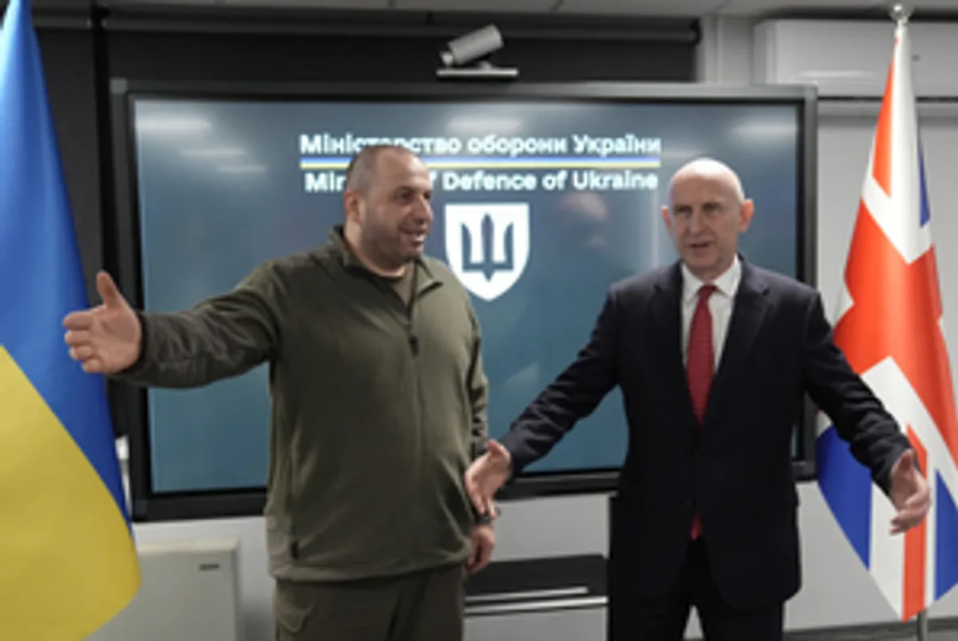  Britain intensifying military support to Ukraine with new aid package: Official