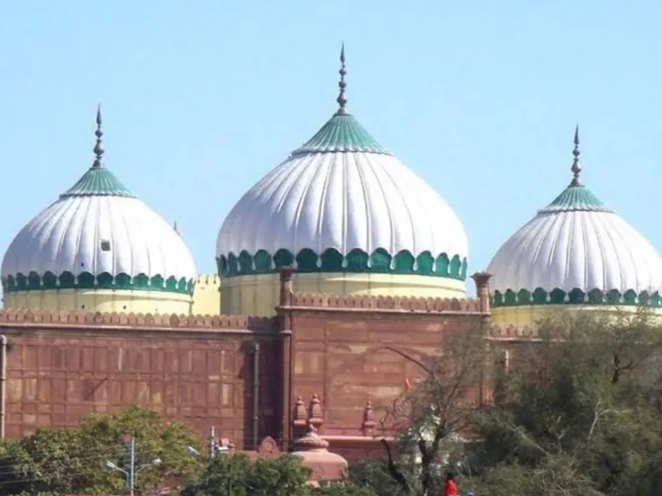  Krishna Janmabhoomi-Shahi Eidgah dispute: Consolidation of suit should benefit both sides, says SC